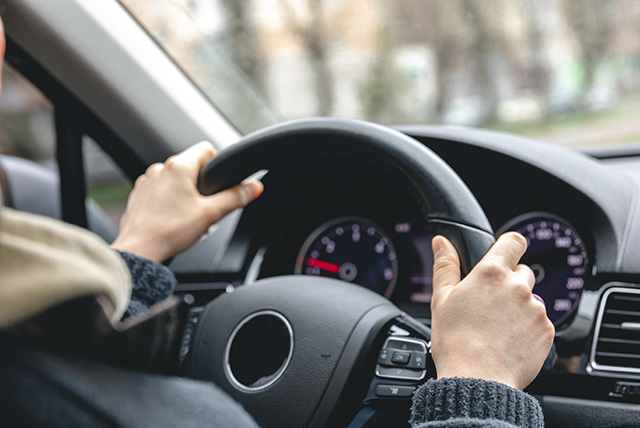 Rezervări rapide pentru lecții de conducere și parcări